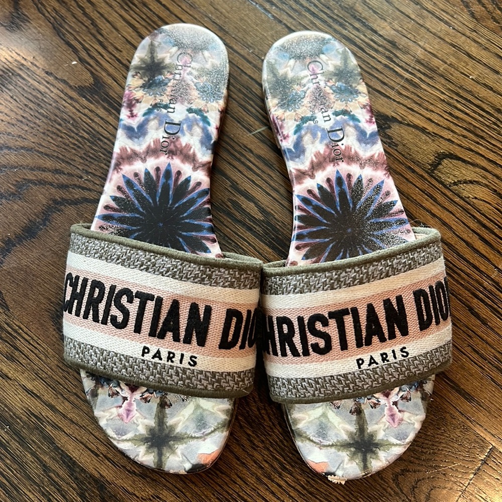 Dior dway slides in size 37 100% authentic! Open to any offers